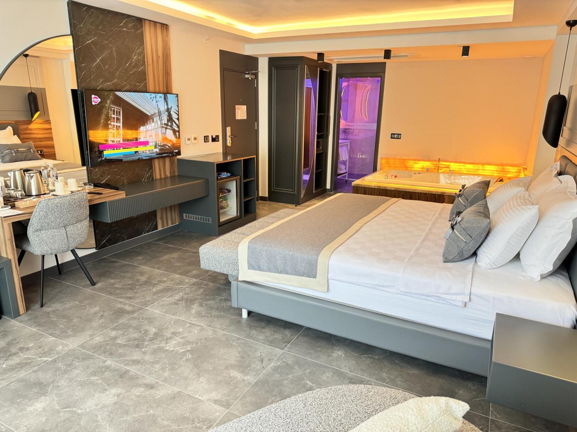 Telmessos City Hotel- Adults Only Fethiye Buitenkant foto