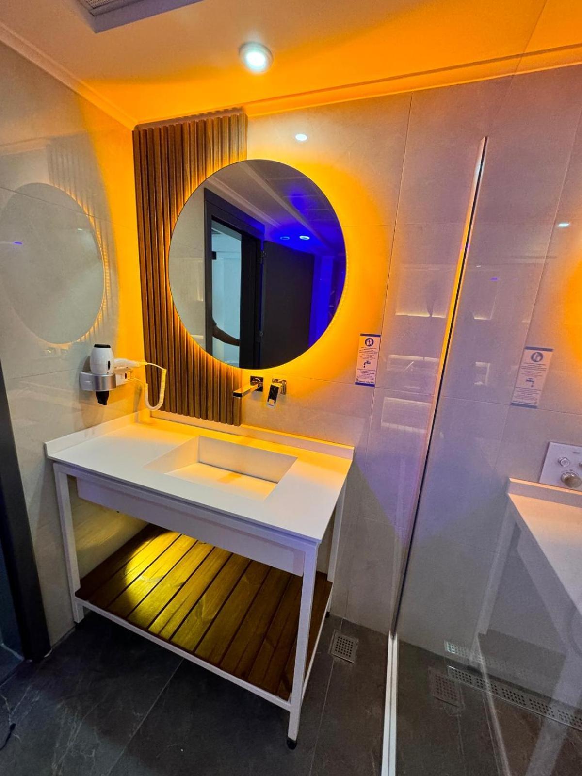 Telmessos City Hotel- Adults Only Fethiye Buitenkant foto